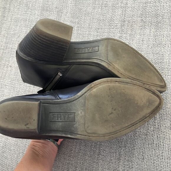 Frye Ankle Boots Womens Size 9 Black Leather Booties - Picture 5 of 8